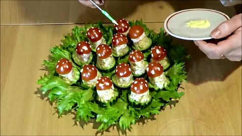 Закуска - Мухоморчики: праздничный салат