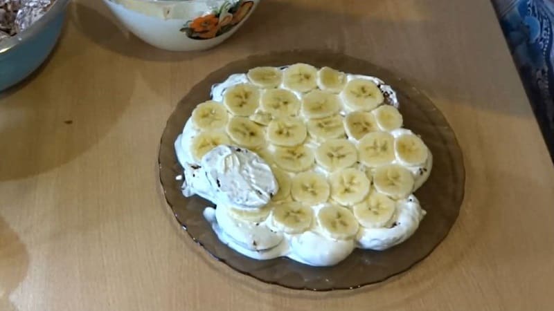 Бананы для торта из пряников