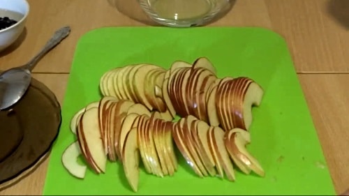 Лепестки для яблочных розочек